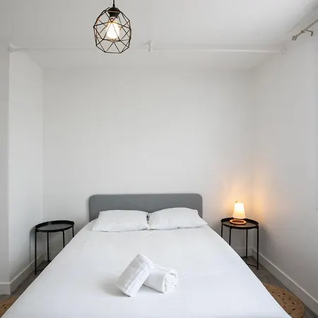 Magnifique T4 Refait A Neuf Spacieux Et Lumineux Apartment