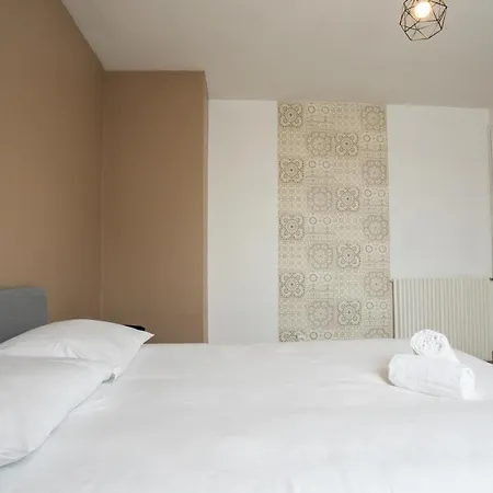 Apartment Magnifique T4 Refait A Neuf Spacieux Et Lumineux