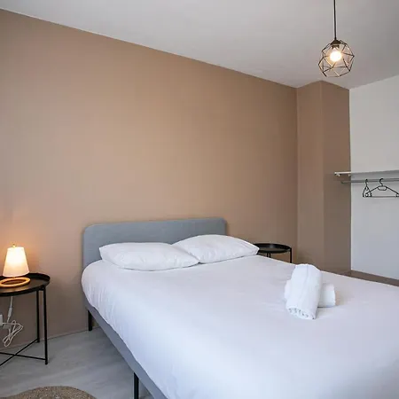 Magnifique T4 Refait A Neuf Spacieux Et Lumineux Apartment